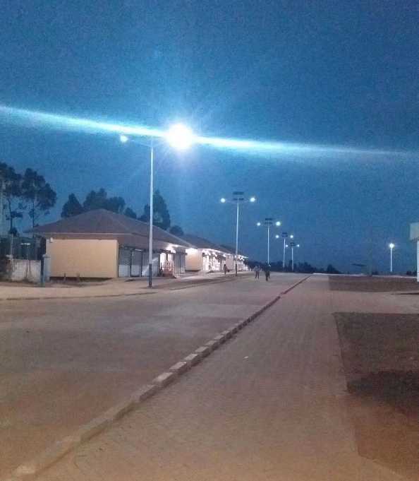 海淀区非洲科特迪瓦太阳能路灯工程